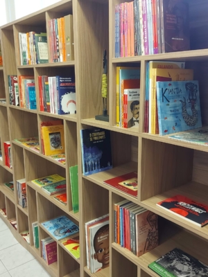 Florianópolis ganha 1ª biblioteca focada em literatura afro-brasileira e antirracista 